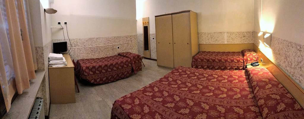 Hotel Nettuno Milão Quarto foto